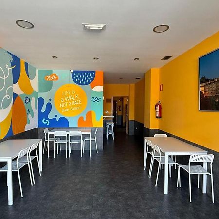 Albergue Lecer Sobrado Porta Εξωτερικό φωτογραφία