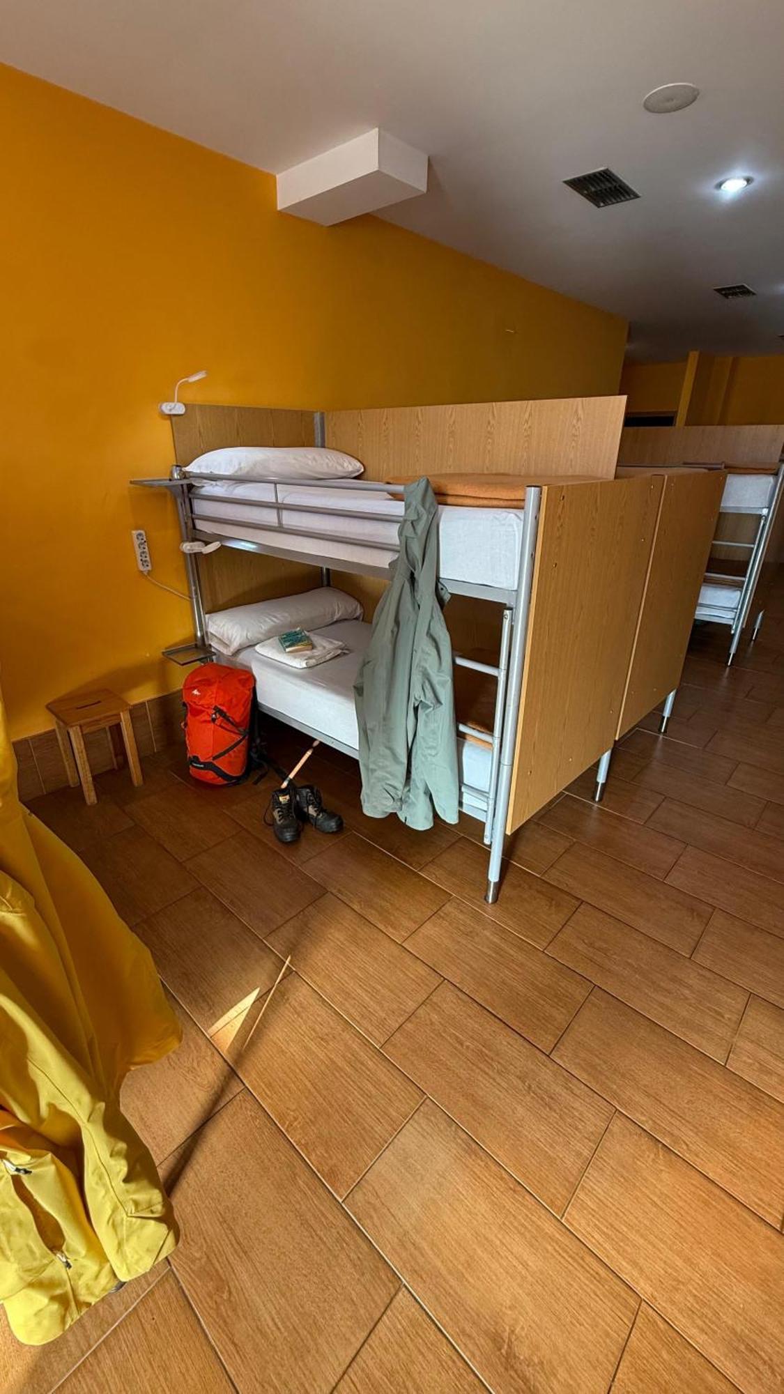 Albergue Lecer Sobrado Porta Εξωτερικό φωτογραφία